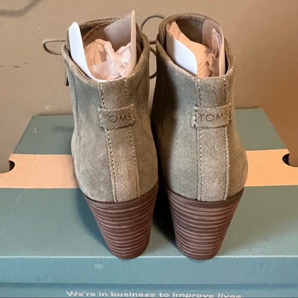 TomsHyde Wedge Bootie Size 8 - Picture 7 of 10